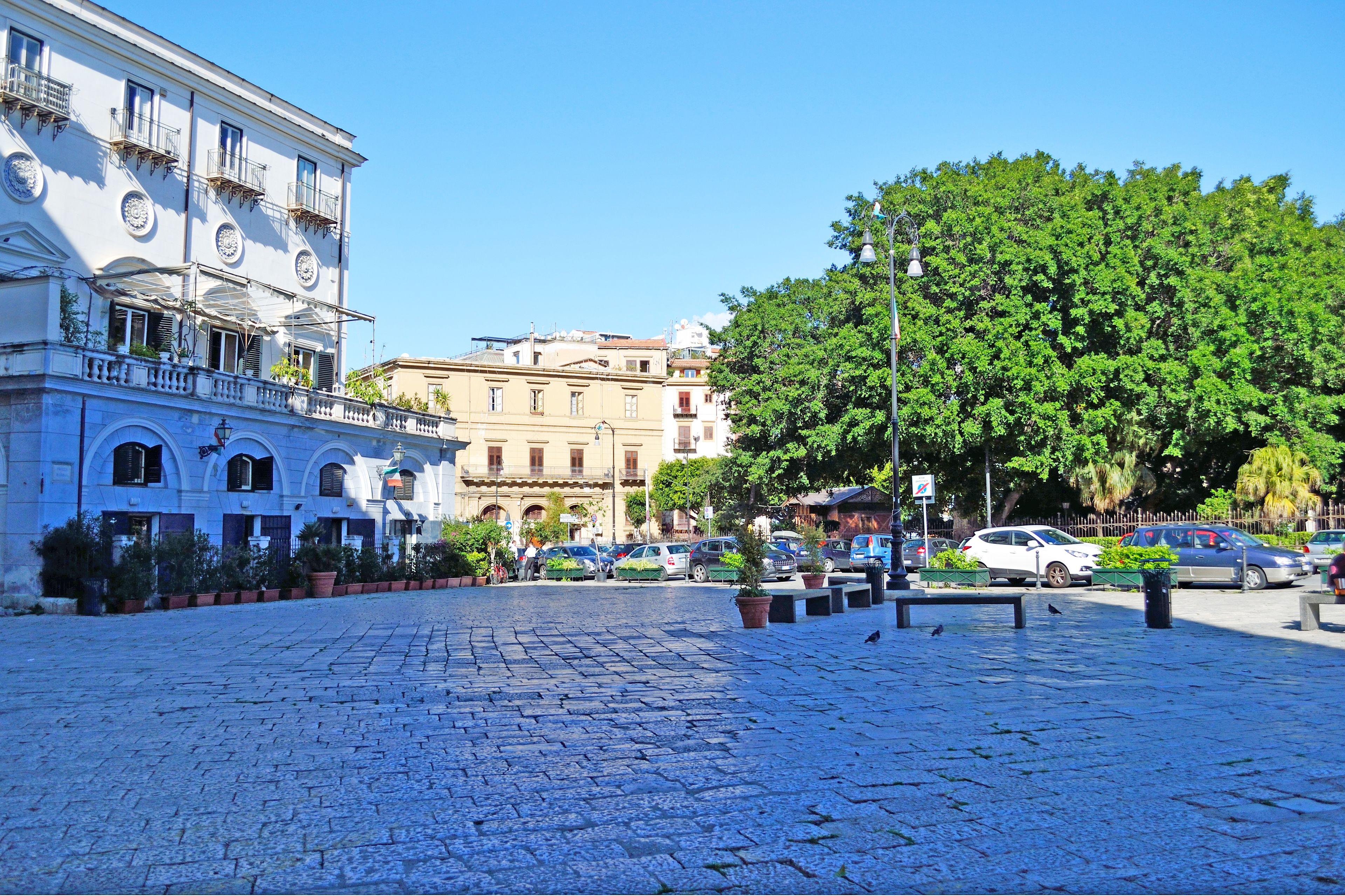 Piazza Marina — Photos 2